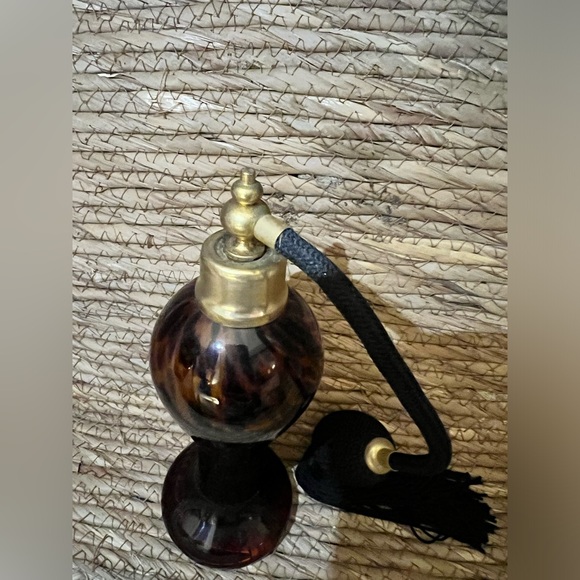 Vintage Vanity Perfume Atomizer Bottle Black Brown Glass Spotted Leopard Cheetah - Picture 4 of 4
